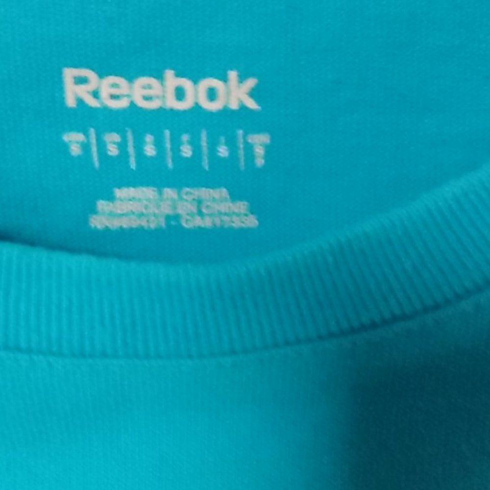 T-Shirt - Picture 3 of 3